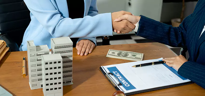 How We Determine Your Sell Bank Owned Properties Offer in Smithtown, New York?