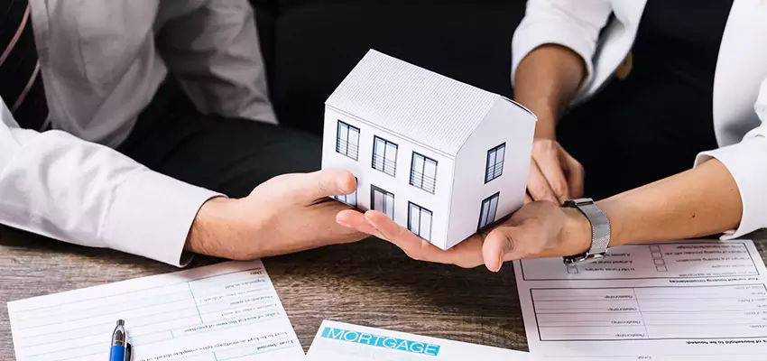 How We Determine Your Sell House for Cash Offer in Smithtown, New York?